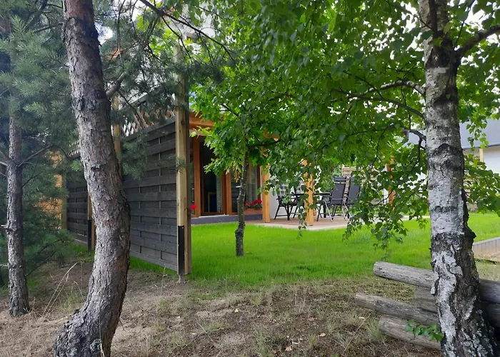 Dom Geografow 펜션 스보르네가치에