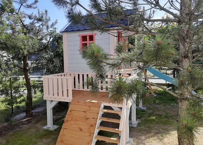 Dom Geografow * 스보르네가치에